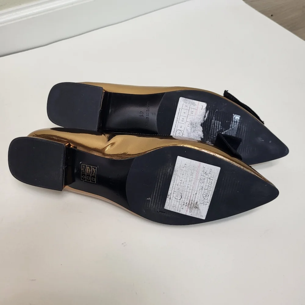 ANTHROPOLOGY Elysess Flats Womens 10.5 Gold Black Bow Patent Pointed Toe - Picture 6 of 12